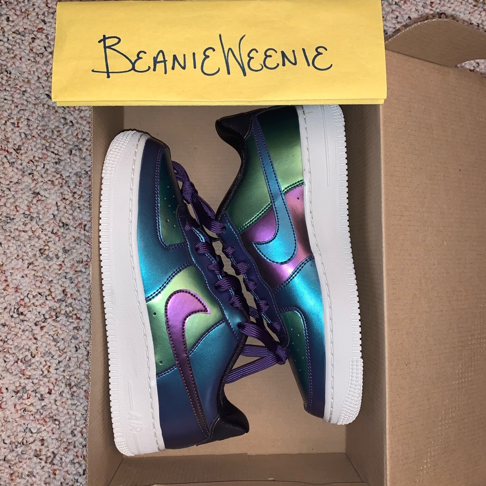 Nike AF1 LV8